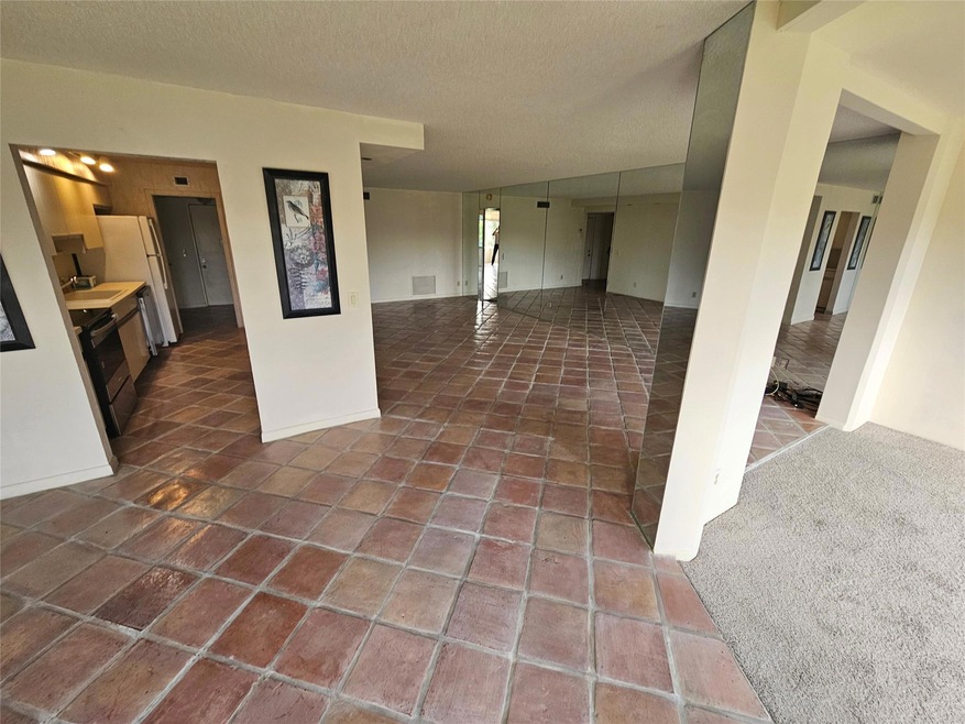 4770 Fountains Dr S unit 303, Lake Worth, FL 33467 - photo 1