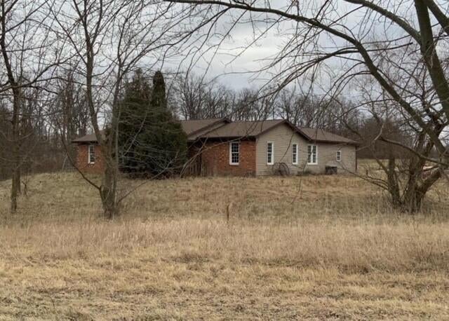 8906 County Road 101