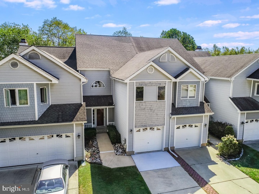 212 W Longspur Dr, Wilmington, DE 19808 - photo 1