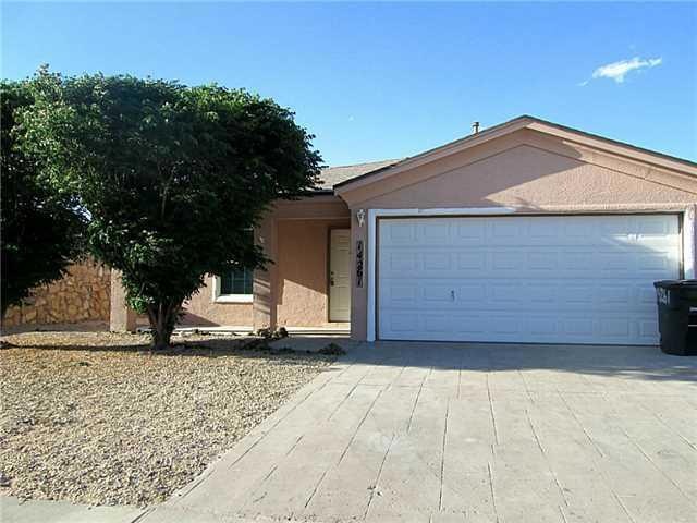 14261 Desert Stone Dr, Horizon City, TX 79928 - photo 1