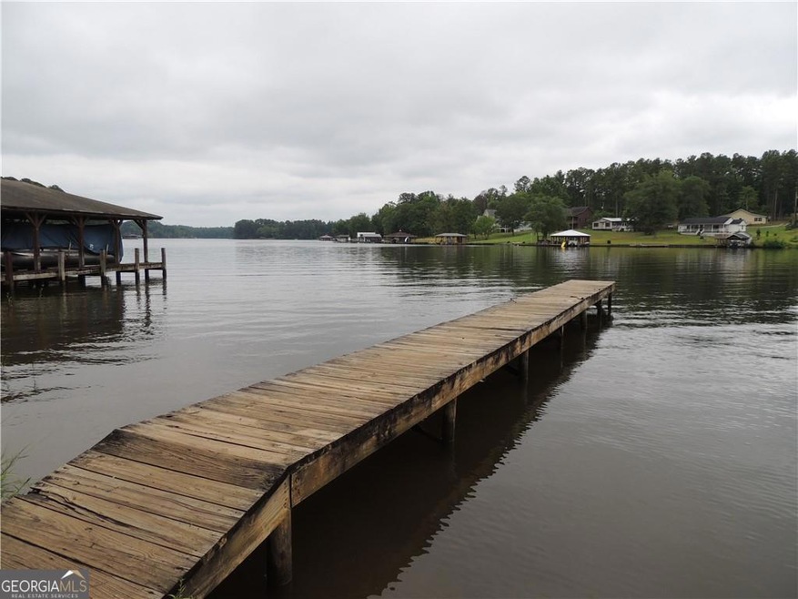 Community Dock-Easy Walk to Enjoy Lake!