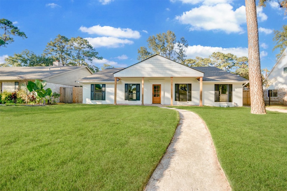 1034 Bethlehem St, Houston, TX 77018 - photo 1