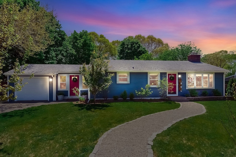 57 Cove St, Riverside, RI 02915 - photo 1