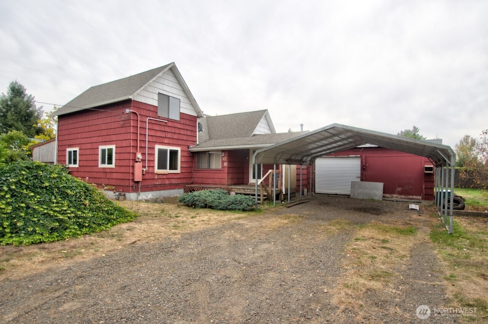 208 W Roanoke St, Centralia, WA 98531 - photo 1