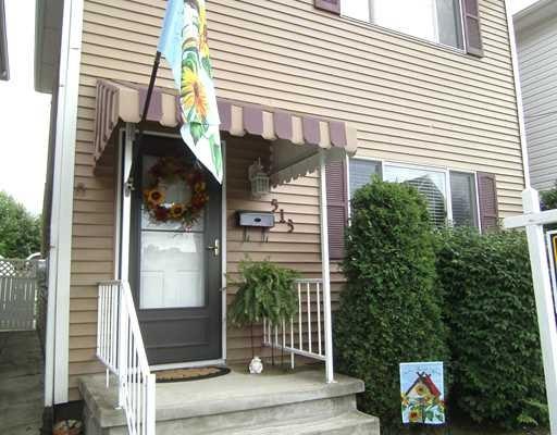 Exterior Front. Welcome to 513 Chestnut Street! Lo