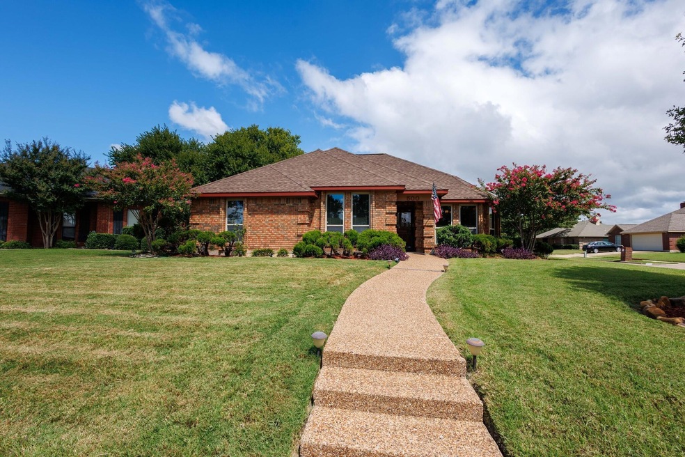 500 Silverleaf Ct, Wylie, TX 75098 - photo 1