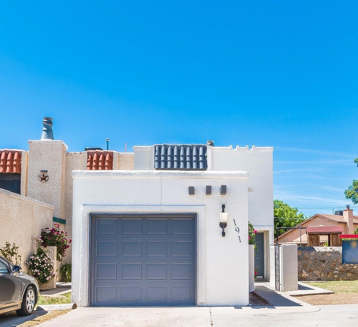 FRONT ELEVATION VIEW