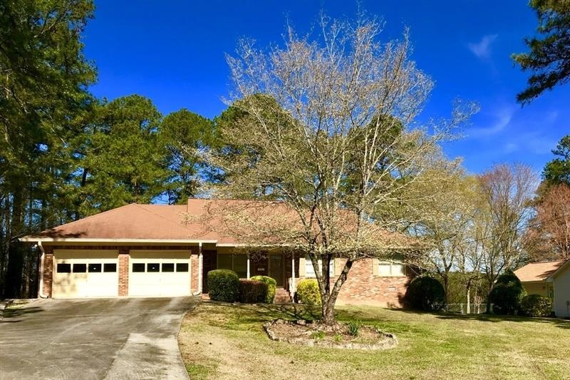 2556 Lake Capri Rd NW unit U1, Conyers, GA 30012 - photo 1