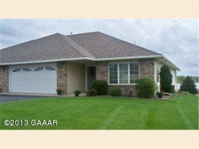 352 Voyager Dr, Alexandria, MN 56308 - photo 1