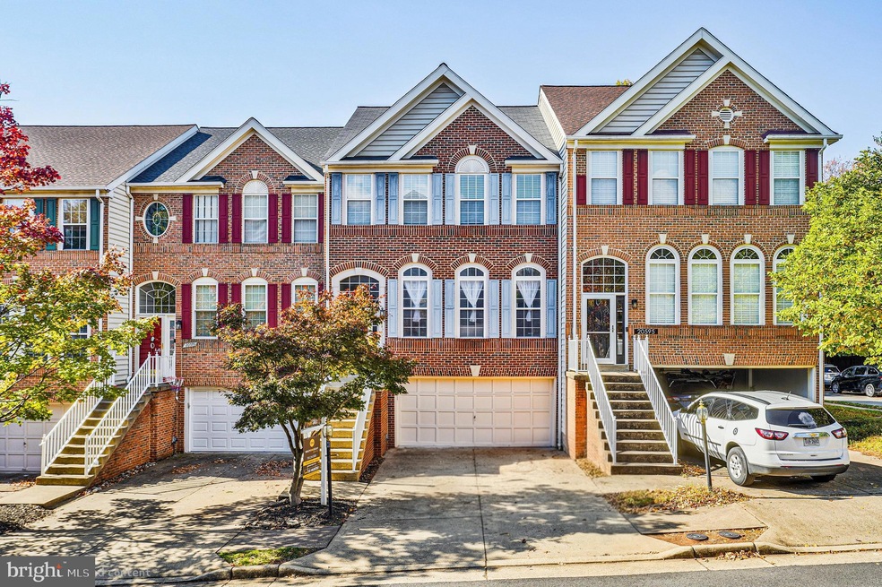 20597 Glenmere Square, Sterling, VA 20165 - photo 1