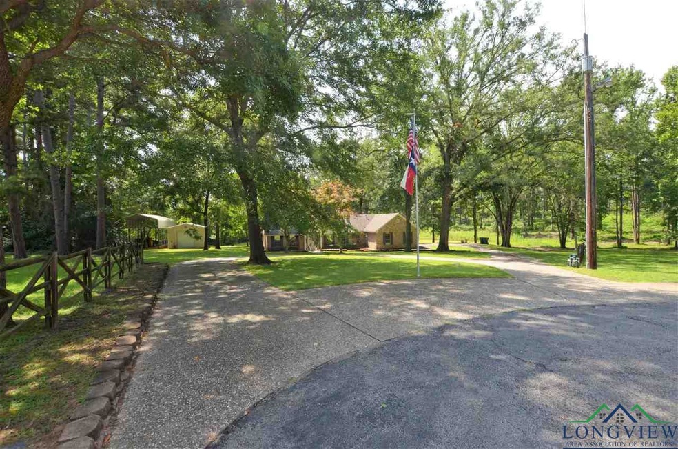 2803 Surrey Ln, Tyler, TX 75705 - photo 1