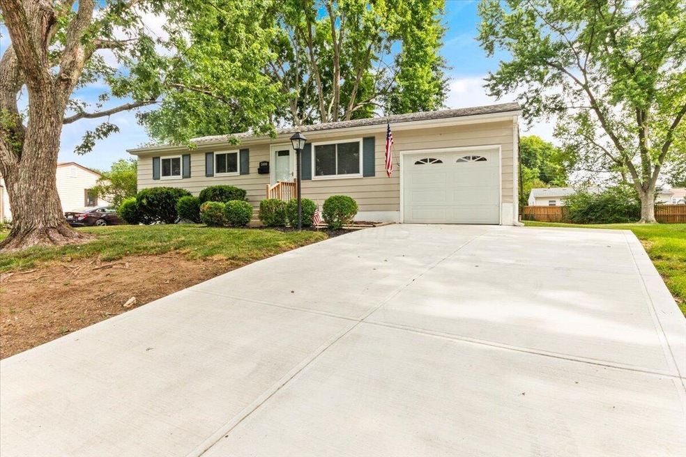 5000 Wymore Dr, Columbus, OH 43232 - photo 1