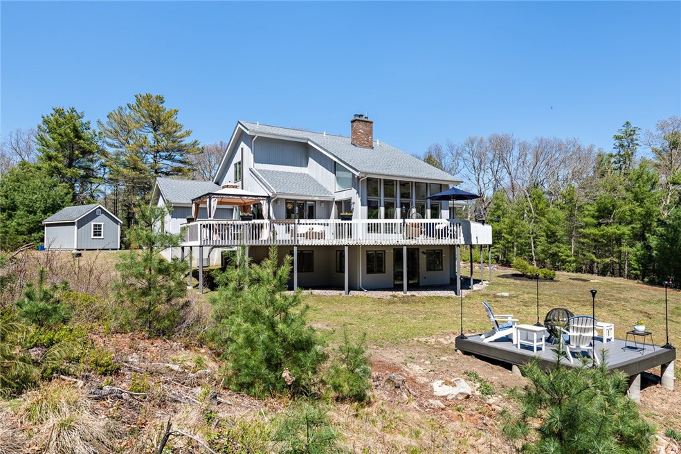 South facing windows, and over 1000 square feet of