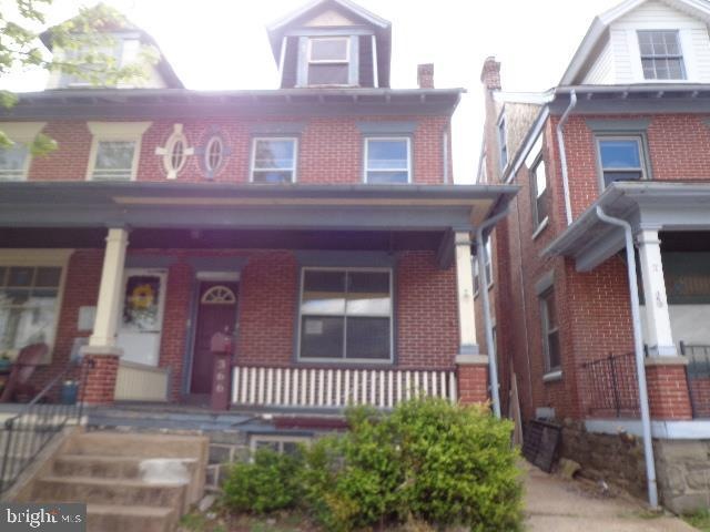 366 N Hanover St, Pottstown, PA 19464 - photo 1