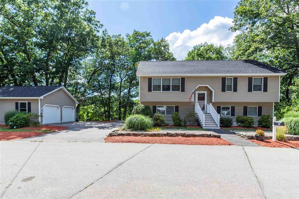 280 Riverdale Ave, Manchester, NH 03103 - photo 1