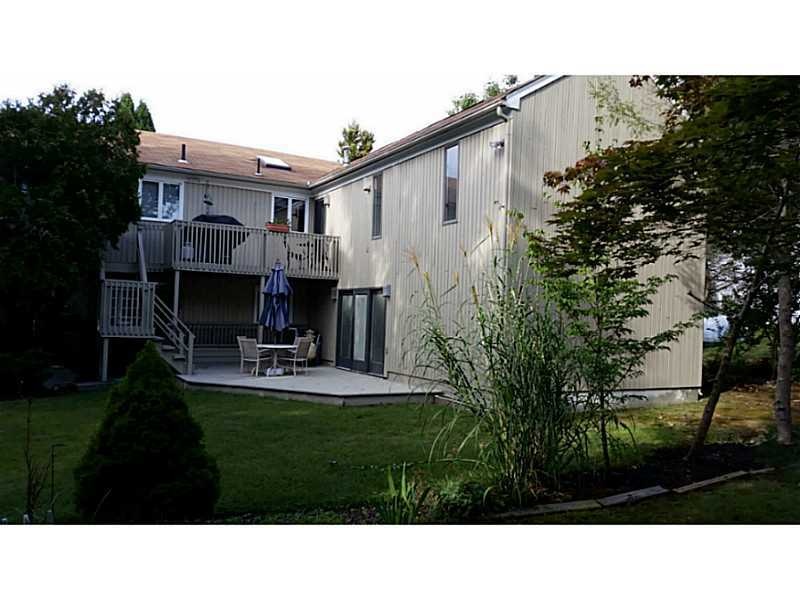 55 Pinewood Dr, West Warwick, RI 02893 - photo 1