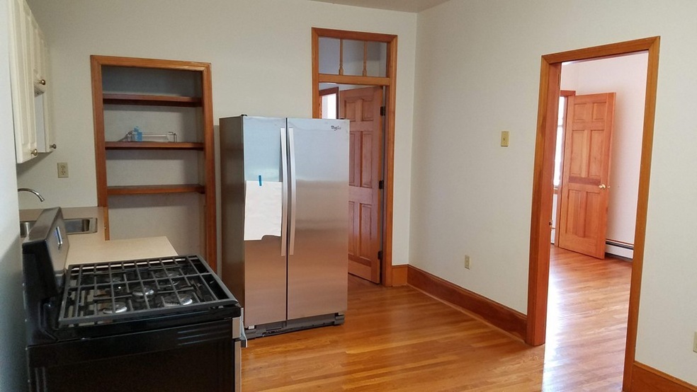 123 Beacon St unit 2, Somerville, MA 02143 - photo 1