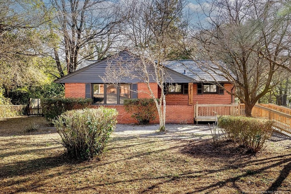 337 Richmond Dr, Fayetteville, NC 28304 - photo 1