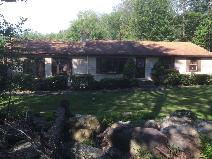 292 Rainbow Dr, Stroudsburg, PA 18360 - photo 1