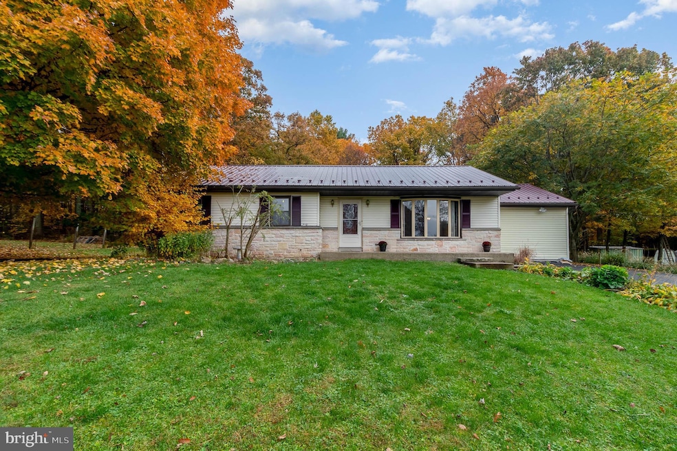 104 Fosselman Ln, Newport, PA 17074 - photo 1