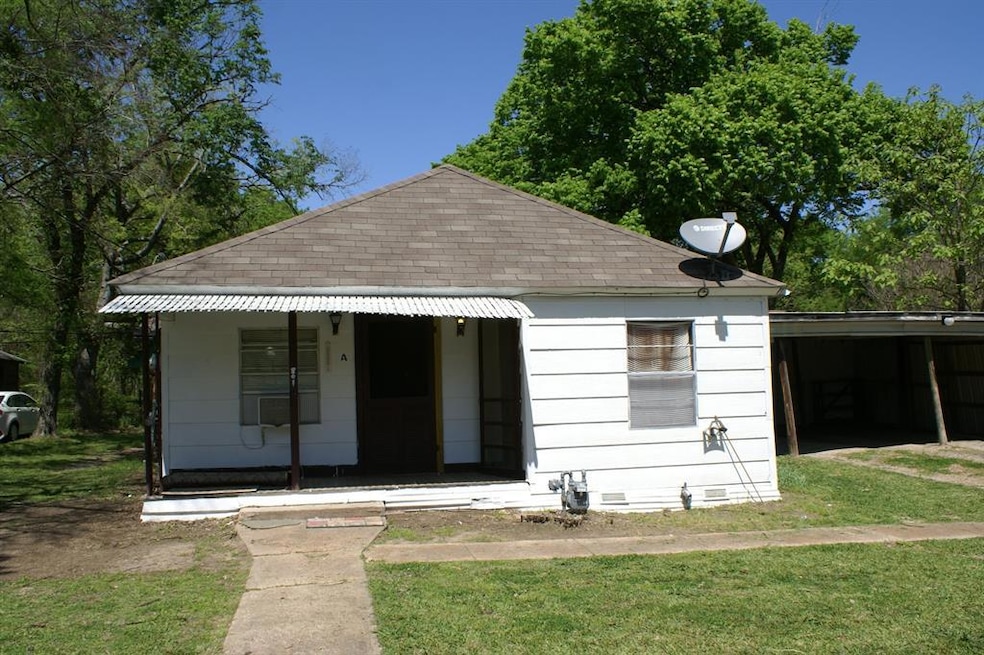 801 Seven Oaks Rd, Bonham, TX 75418 - photo 1