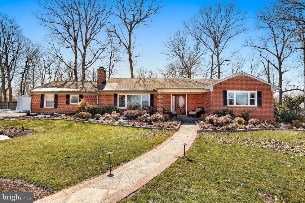 301 Anna Ln, Sykesville, MD 21784 - photo 1