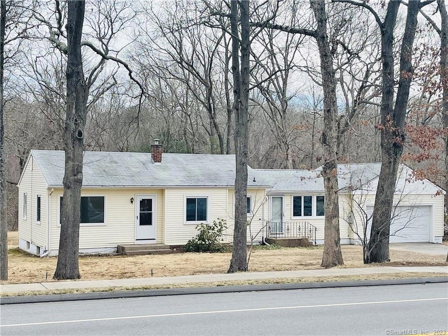 33 Chesterfield Road, East Lyme CT