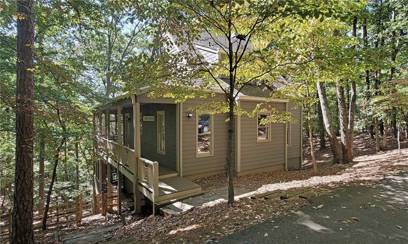 Charming Cabin in West Lakeside Neighborhood of Bi