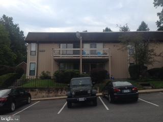 8502 Barrington Ct unit T, Springfield, VA 22152 - photo 1