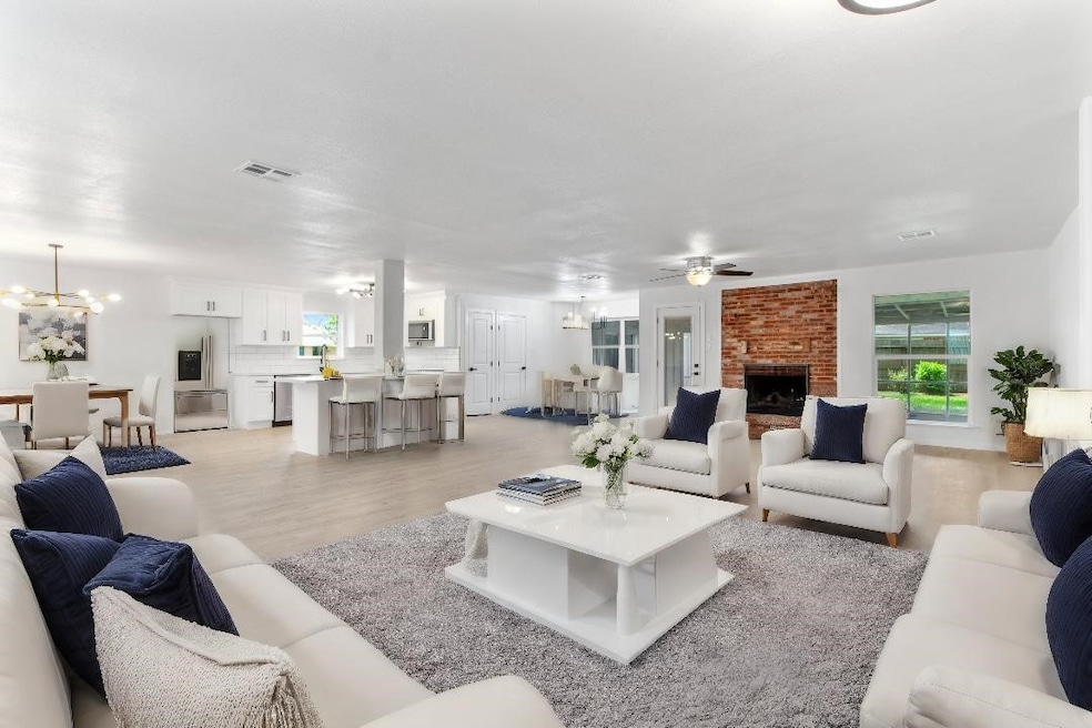 furniture Virtually staged