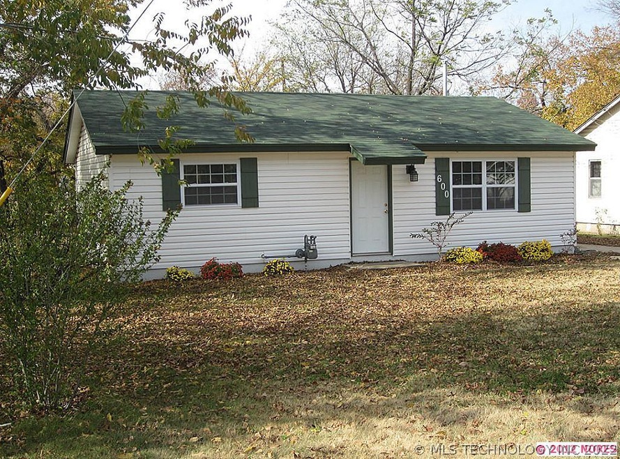 600 N 1st St, Broken Arrow, OK 74012 - photo 1