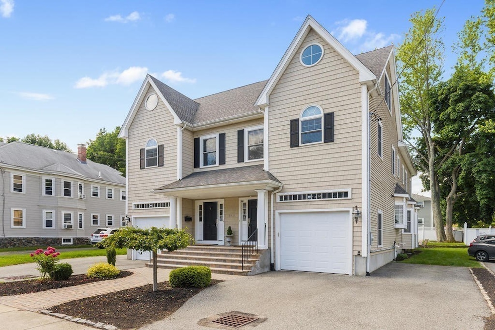 249 Robbins St unit 1, Waltham, MA 02453 - photo 1