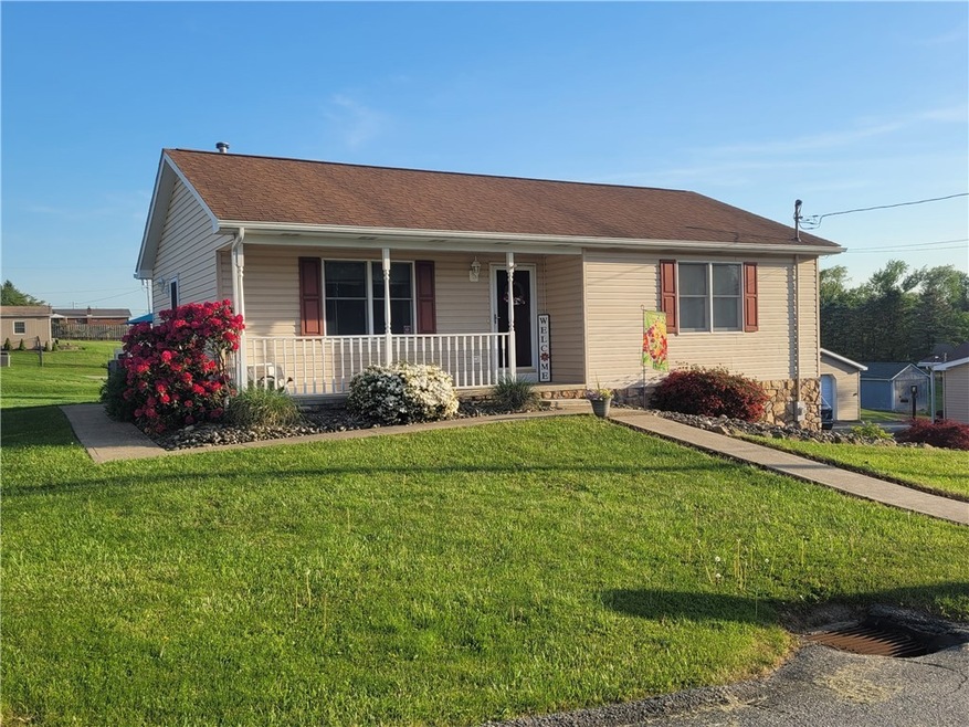 1023 Saint Clair St, Latrobe, PA 15650 - photo 1