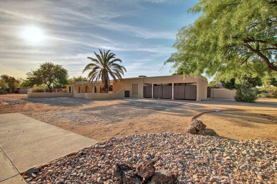 Front of Fantastic Home