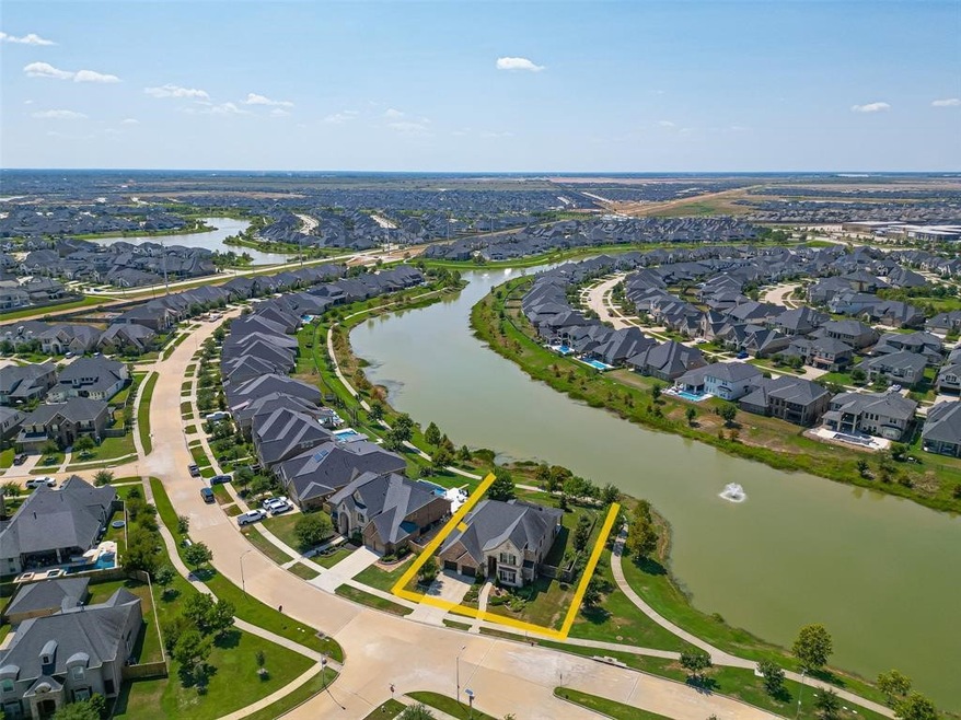 28214 Evergreen Cove Ln, Fulshear, TX 77441 - photo 1