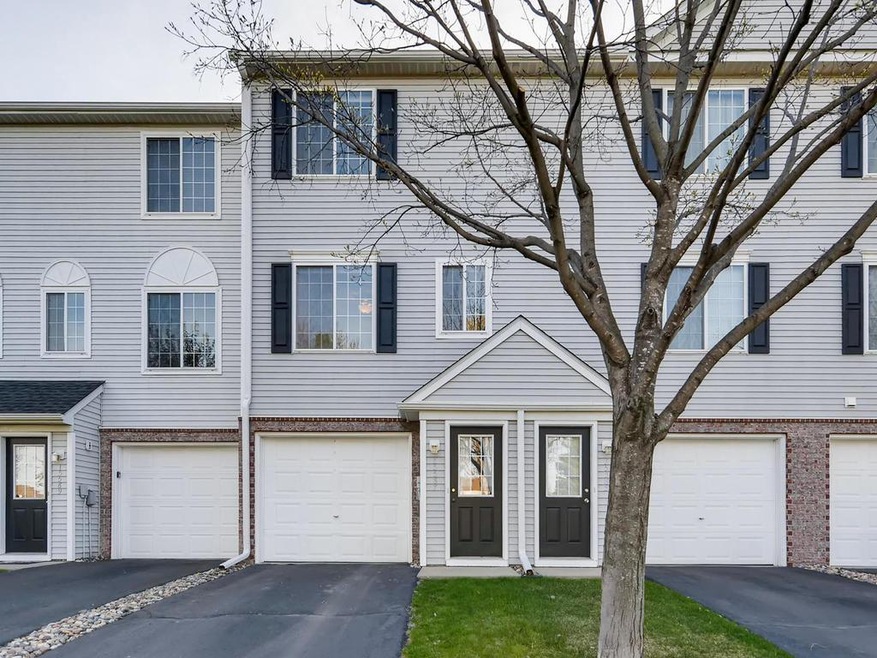 15587 Flight Way Apple Valley-001-1-Exterior Front