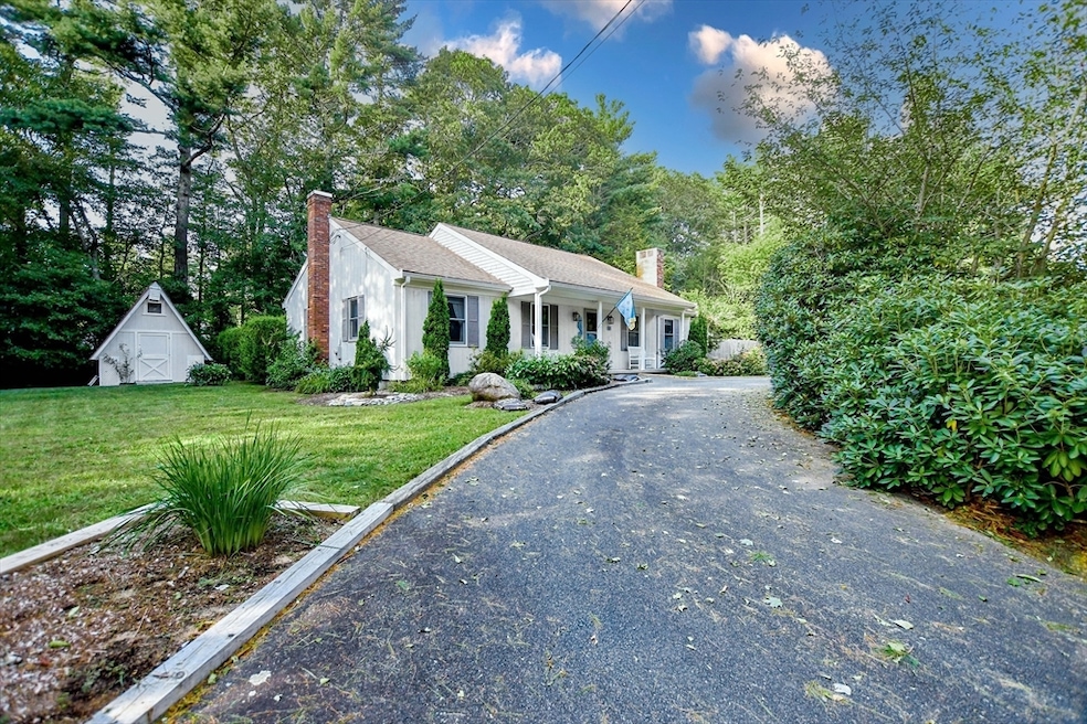 12 Bayberry Ln, Mattapoisett, MA 02739 - photo 1