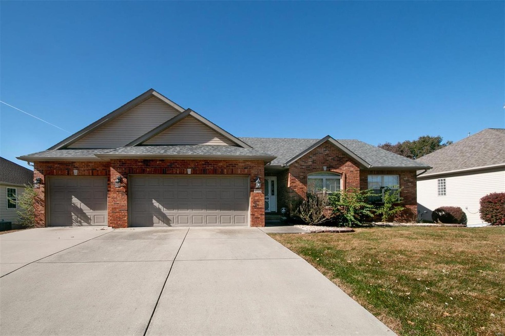 2775 Woodfield Dr, Maryville, IL 62062 - photo 1