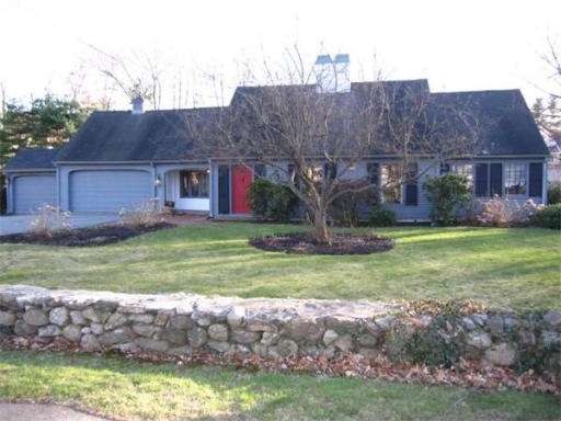 671 Massachusetts Ave, North Andover, MA 01845 - photo 1