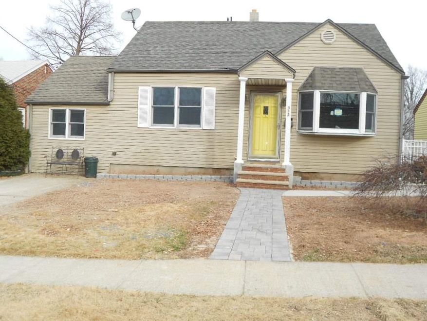 312 Maple St, Secaucus, NJ 07094 - photo 1