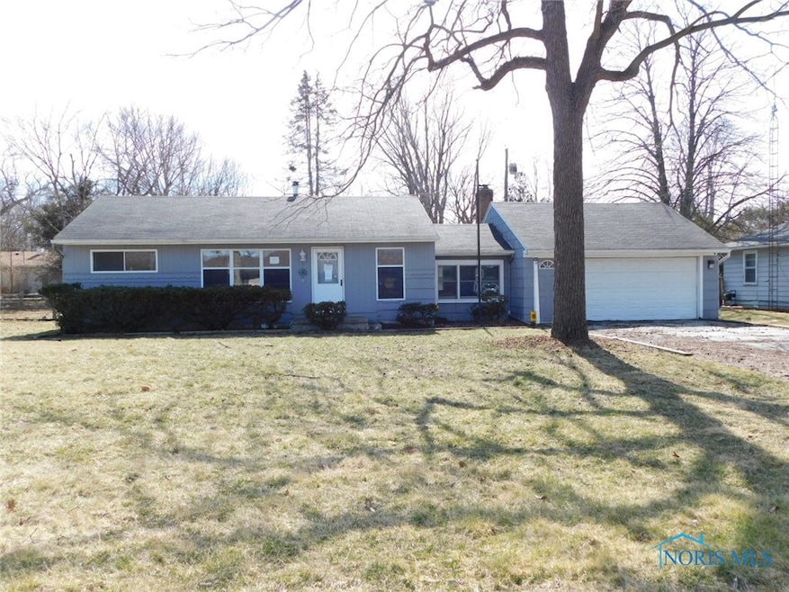 22934 W Hellwig Rd, Genoa, OH 43430 - photo 1