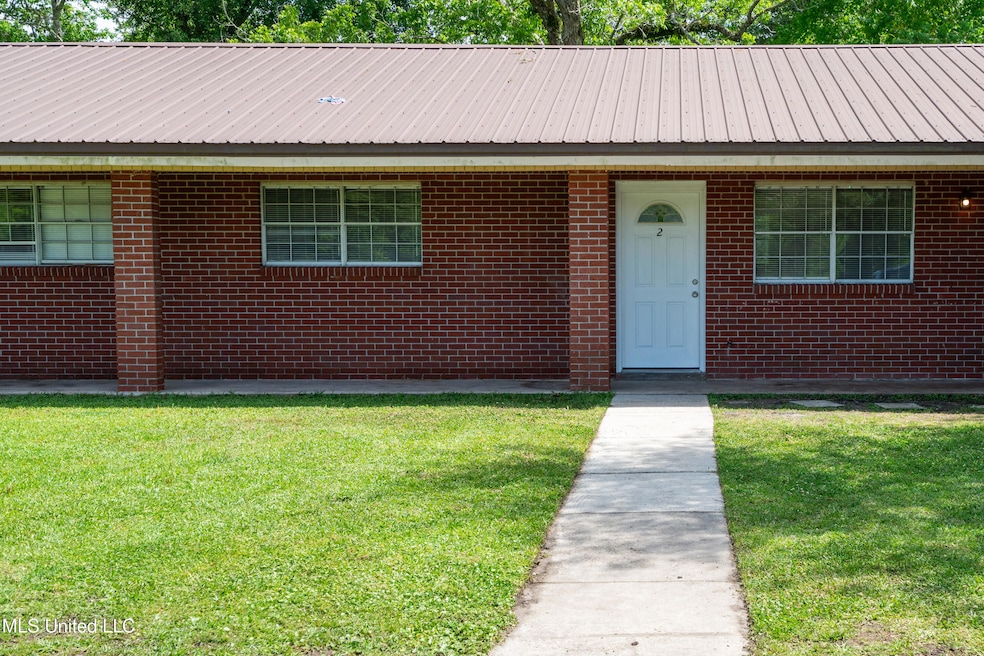 2 Aladdin Dr-00158