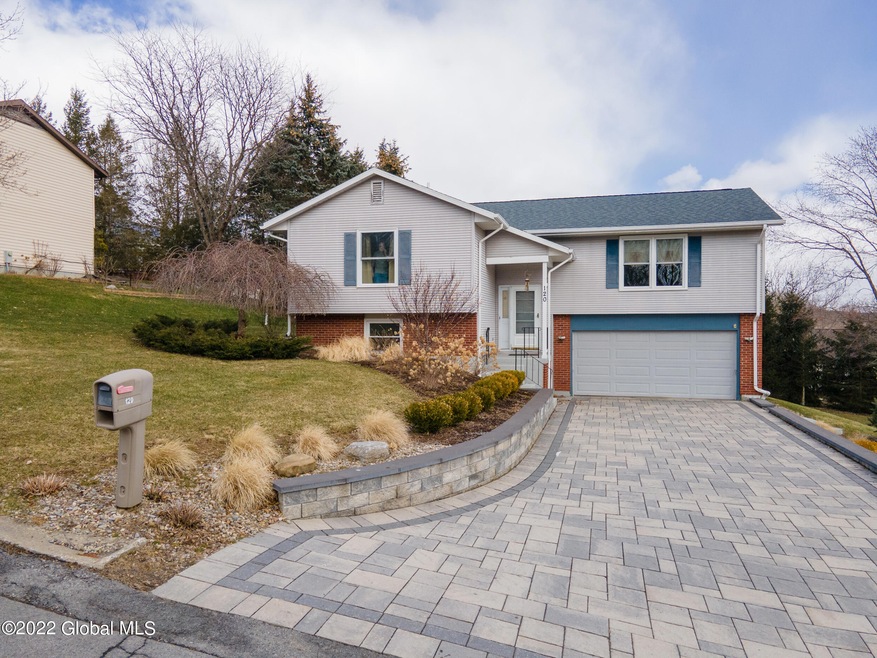 102CanterburyDr-1