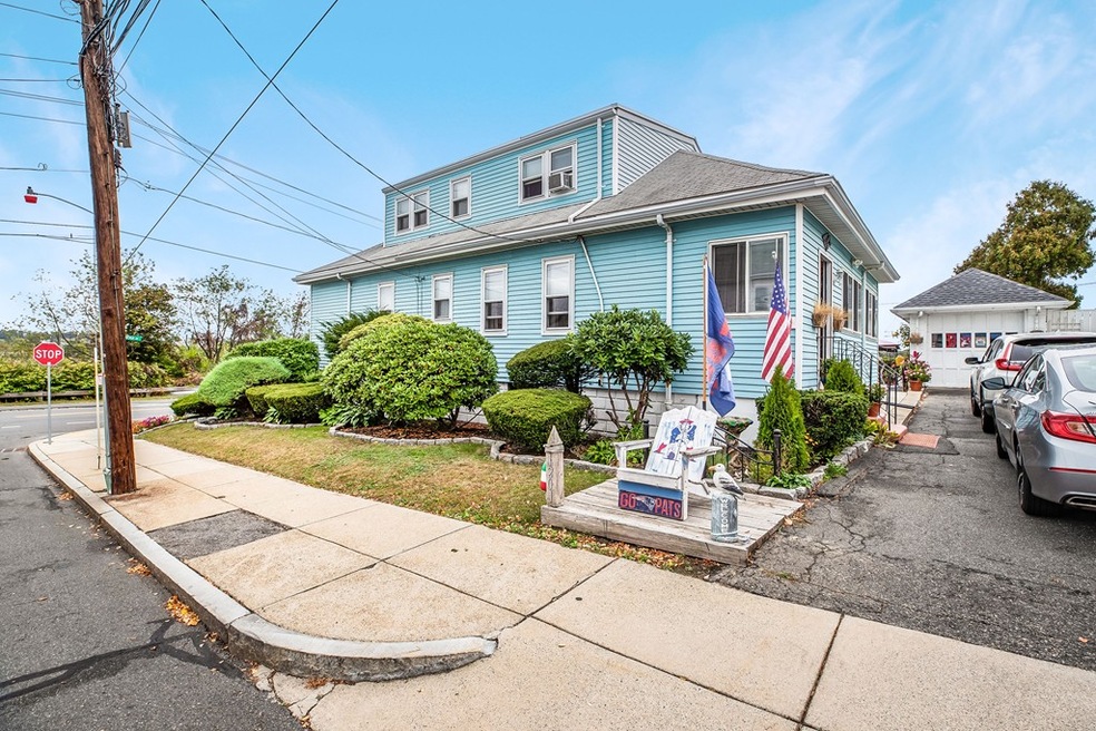 1201 Saratoga St, Boston, MA 02128 - photo 1