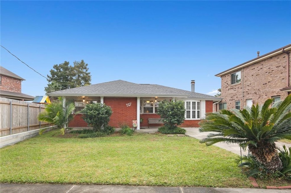 Front view: There are 2 porches in the front of th