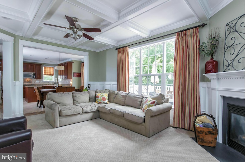 2031 Willowcrest Cir, Baltimore, MD 21209 - photo 1