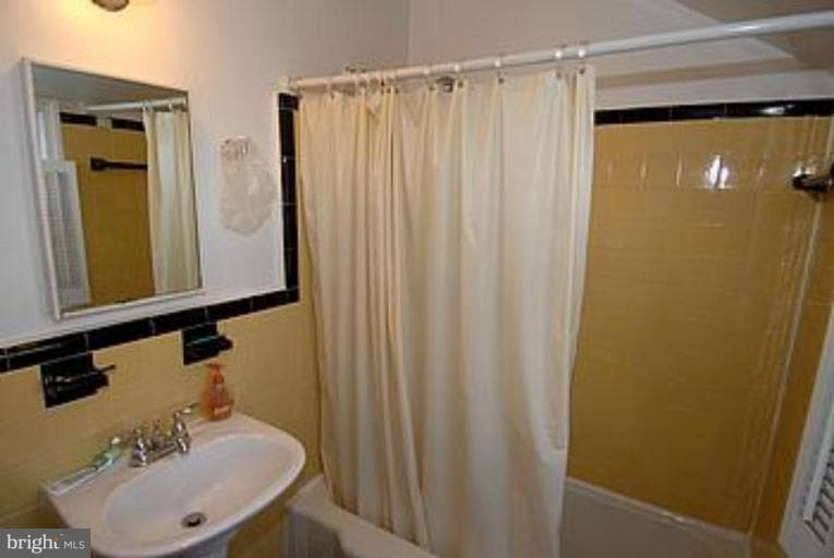 7209 14th Ave, Takoma Park, MD 20912 - photo 1