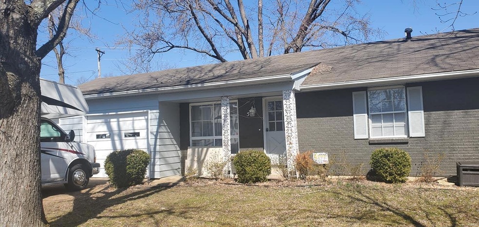 5 Redbud Ln, Rolla, MO 65401 - photo 1