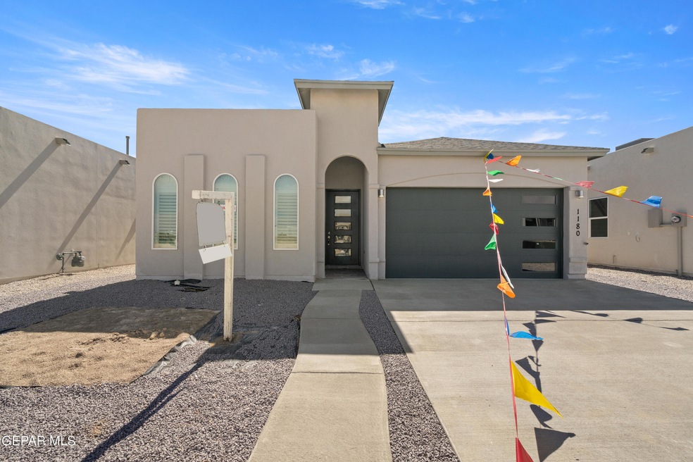 1180 Summer Rain St, Horizon City, TX 79928 - photo 1