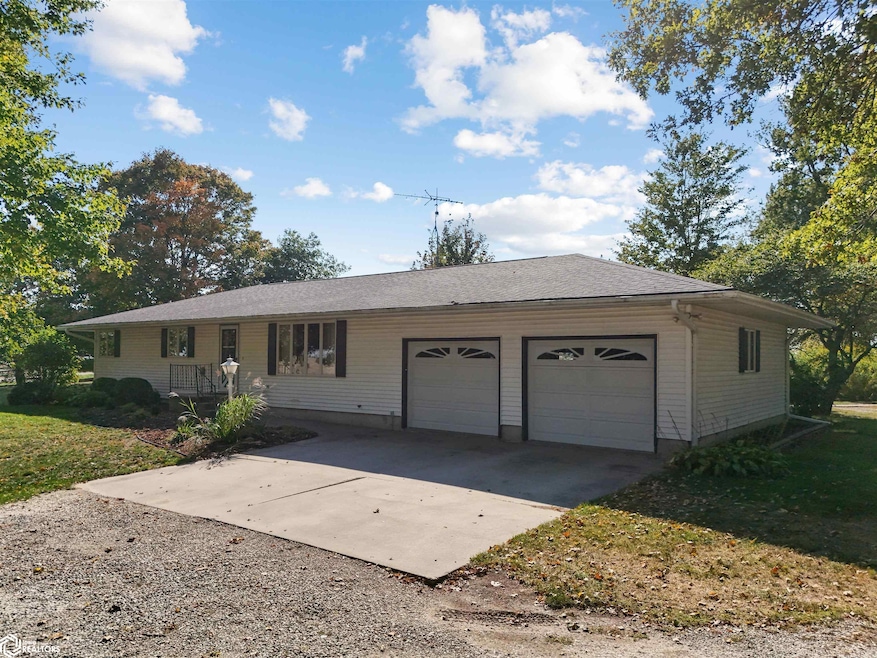 1467 Kentucky Ave, Winfield, IA 52659 - photo 1